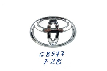 Auris ii avensis t27 yaris ii емблема кришки зад 75431-0d050 фото №1