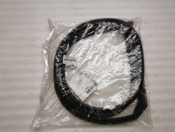 Toyota ractis 10-14 прокладка дверь правые перед фото №1