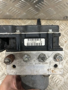 Насос тормозная toyota auris i 07-12 44540-02060 фото №1