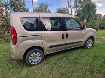 Стекло откидная дверь задние правые fiat doblo ii 10- оригинал фото №1