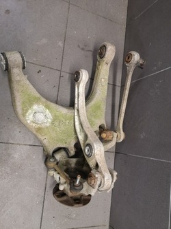 Рычаг поворотный кулак ножка левый зад audi a8 d2 quattro фото №1