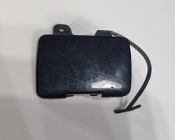 Volvo s60 00-04 заглушка бампера na hak перед фото №1