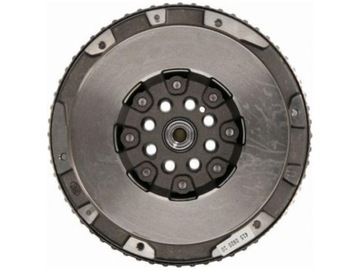 Колесо маховики mercedes класс c w205 1.6 14-18 s205 1.6 14-18 фото №1