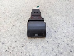 Вимикач кнопка обігріву скла задньої subaru forester i sf 2.0 фото №1