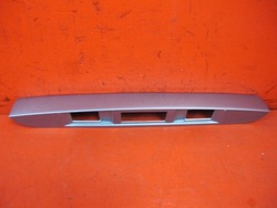 Mazda 2 dy накладка зад крышки багажника 27p фото №1