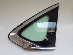 Стекло правая зад треугольник infiniti q70 m30d m35h m37 фото №1