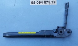 Натягувач ременя праві p peugeot citroen 9809467177 фото №1