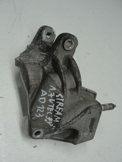 Лапи двигателя правая honda stream 1.7 ivtec фото №1