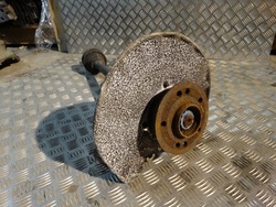 Поворотна опора піввісь задня права mercedes w166 1 фото №1