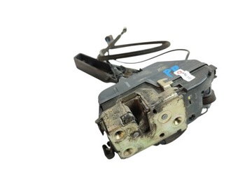 Замок двері праві перед переднє 6 pin peugeot 307 cc cabrio європа фото №1