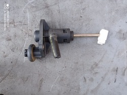 Помпа сцепления audi a4 b6 8e1721401s фото №1