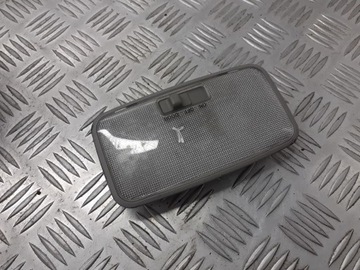 Освітлення кабіни зад toyota yaris ii 1.3 vvti фото №1