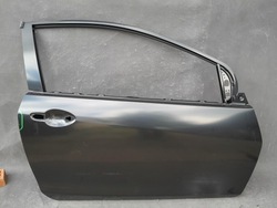 Mazda 2 ii 3d двері праві 07-14 оригінал фото №1