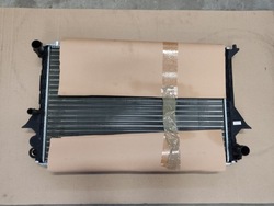 Радиаторов воды audi 100 131608-3 фото №1