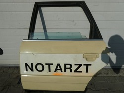 Дверь левая задние audi a6 c4 фото №1