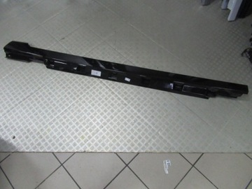 Планка порогова накладка права vw passat b8 high 3g0853856an lc9x нова фото №1