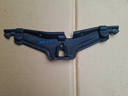 Захист накладка ременя передньої радіатор toyota auris ii 15-18r 16594-0y010 фото №1