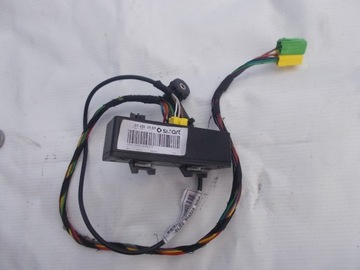 Smart fortwo 451 радио switch aux домкрат 4518200151 eu фото №1