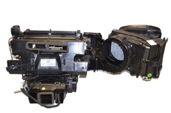 Audi q7 4m обігрівач 4m1820005f mahle фото №1