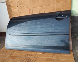 Vw golf v 5 ручка дверь левый перед передняя цвет lc5f комплектная з вставка фото №1