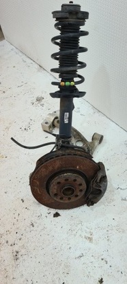 Passat b6 mcperson поворотный кулак правые 3c0413031ac фото №1