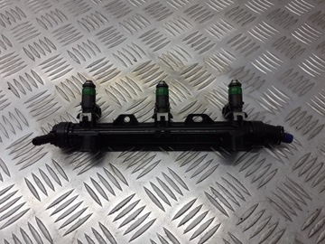 Планка вприскувальний seat cordoba ii 03e133320 фото №1