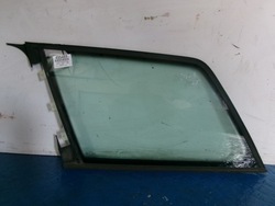 Audi a4 b5 универсал стекло кузовная зад левая фото №1