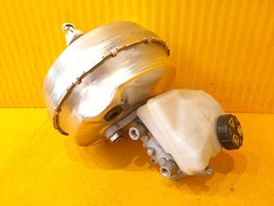 Volvo v60 ii 2.0d насос підсилювач гальма p32130197 фото №1