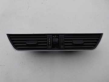 Решітка повітропровід впуск консолі 3v0820951c skoda superb iii середня оригінал фото №1