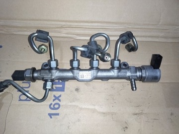 Планка впрыскивающий - vw audi - 2.0 tdi | 04l089e фото №1