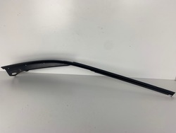 Insignia b универсал планка крыльев правая 39180597 фото №1