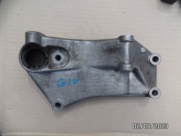 Лапи генератора vw golf iii 1.4 1.6 030903143d фото №1