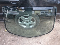 Стекло зад задняя кузовная renault megane ii sedan фото №1