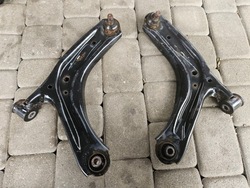 Dacia spring важіль лівий фото №1