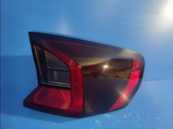 Bmw x1 x-1 u11 led high h4946535210 лампа задня зад права фото №1