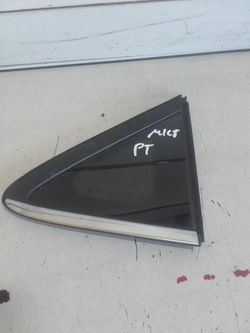 Ford fiesta mk8 стекло кузовная правая задняя фото №1