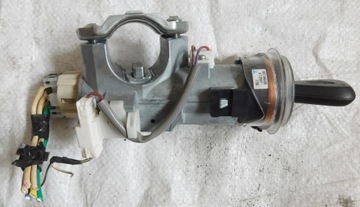 Subary forester iii замок зажигания ключ 88215ag000 фото №1