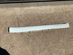 Skoda yeti рестайлінг планка порогова права 5l0853856b фото №1