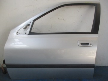 Peugeot 406 комплектні двері перед ліві сріблястий фото №1
