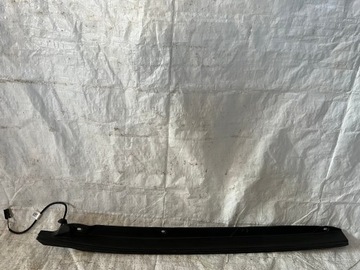 Grand cherokee wk2 планка крышки зад левый 68165049 фото №1