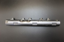Топливная рейка mini r55n r56n r57n r58 r59 r60 r61 6770828 фото №1