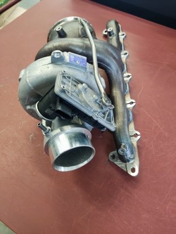 Турбонагнетатель jaguar range rover j6p3-6k682-ag фото №1