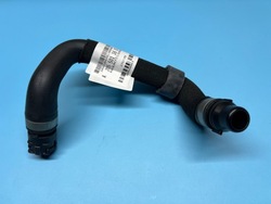 Новий оригінальний шланг рідини охолоджуючої mercedes-benz c w205 a2055011601 фото №1