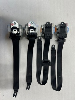 Audi q5 80a ремені безпеки перед/зад оригінал фото №1