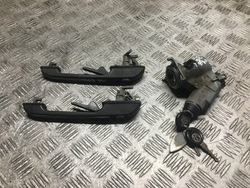 Polo ii замок зажигания ключ 357905851 ручка вкладыши фото №1