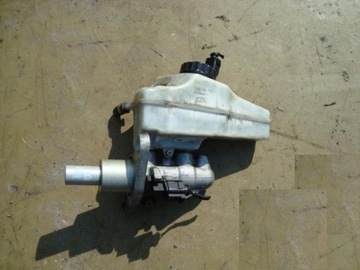 Vw passat b6 1.6 fsi насос тормозная фото №1