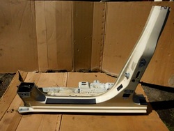 Opel zafira c порог стойка левый bok y611 фото №1