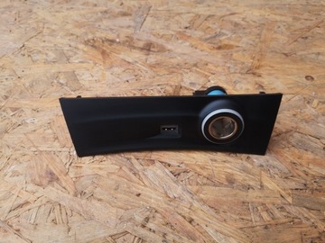 Alfa romeo stelvio port usb прикурювач 505493820 фото №1