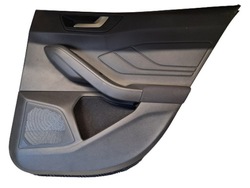 Ford focus mk4 оббивка двері права зад фото №1