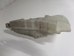 Audi a6 c6 бак омывателя 4f0955451r фото №1